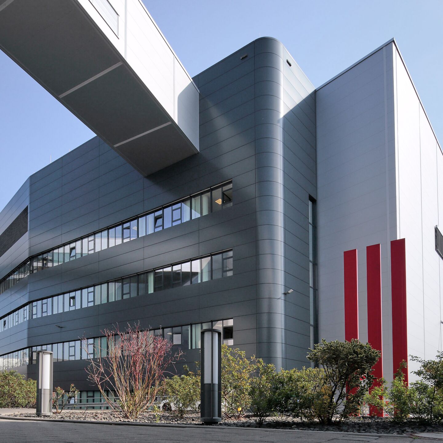 Karosseriebau<br>Zuffenhausen | DE